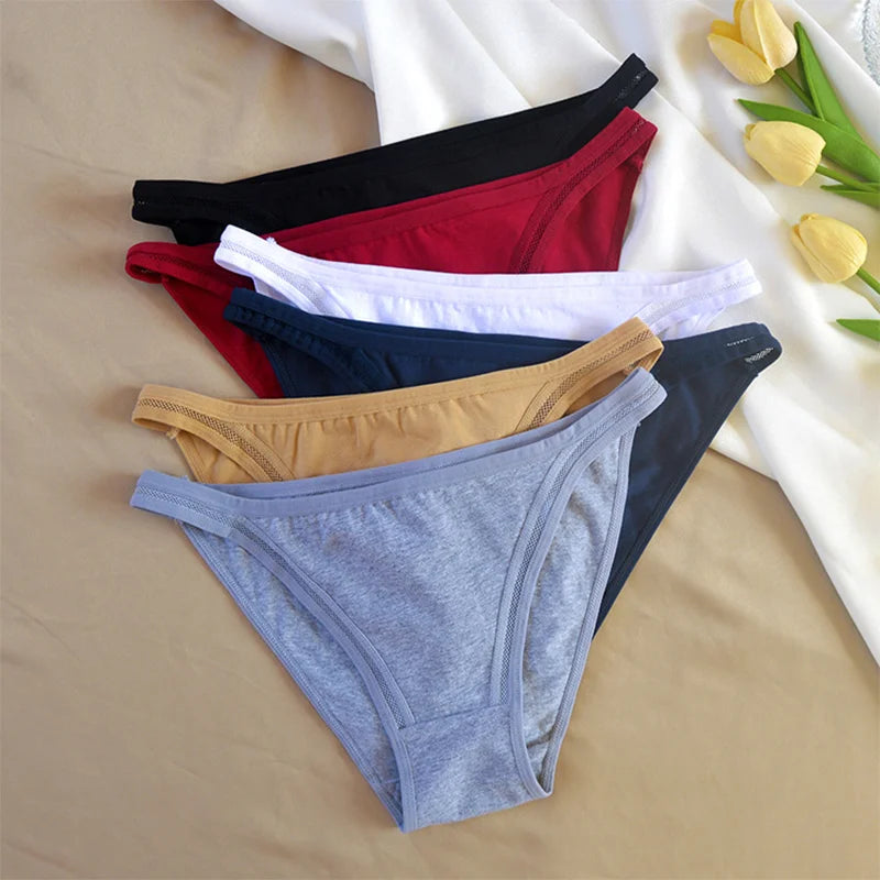 Calcinha Feminina com Costura